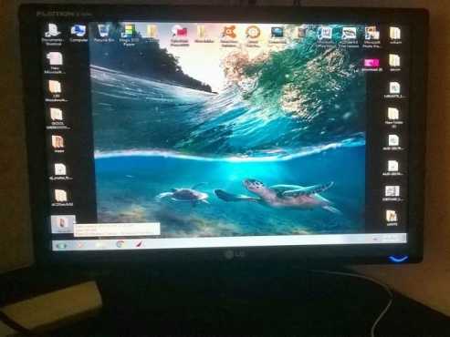 LG 19 Inch LCD screen. Still in perfect condition.