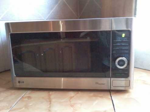 LG 40 LT Microwave oven for Sale - Silver Still New