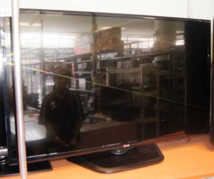 LG 42 inch TV S017746A