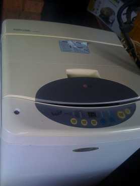 LG 5kg Top loader washing machine