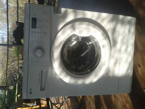 LG 6kg front loader washing machine