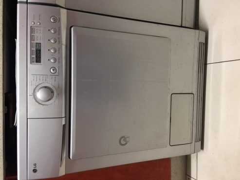 LG 7.5 KG Tumble dryer for sale