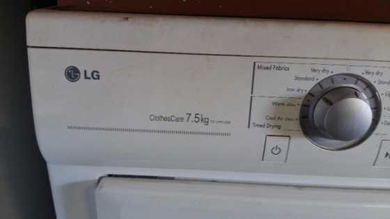 LG ClothesCare 7,5kg Tumble Dryer, White, excellent condition