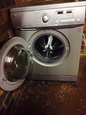 LG Direct Drive 73.5Kg Fully Automatic Washing Machine 3500rands