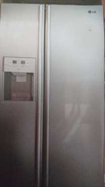 LG Double door fridge freezer for sale