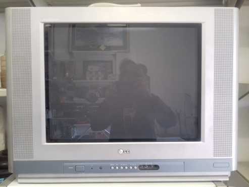 Lg flatron 52 cm Box tv.