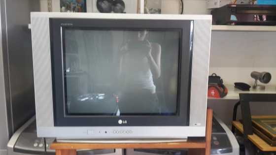 Lg flatron color tv