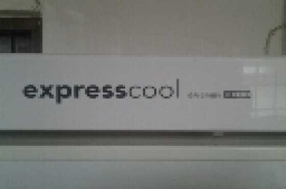 LG fridge freezer express cool modern280l