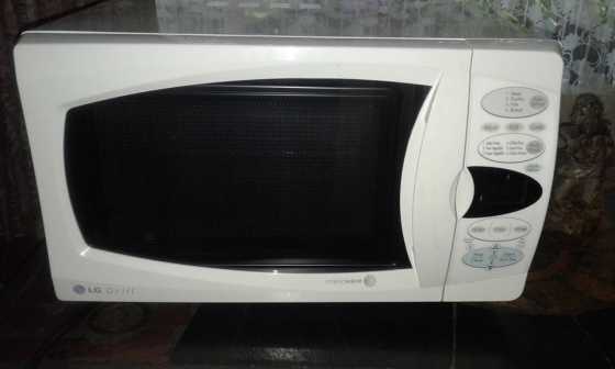 LG Grill intellowave Microwave