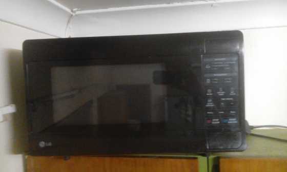 LG Microwave Oven