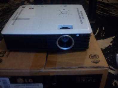 LG projector DLP