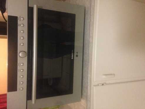 LG solardom microwave and grill