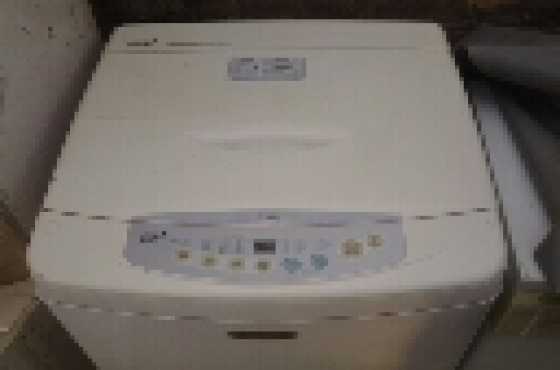 LG top loader washing machine 8kg