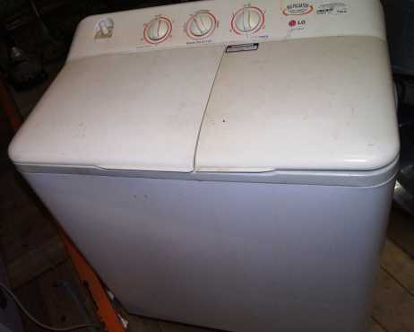 LG Twin Tub Washing Machine S018367A