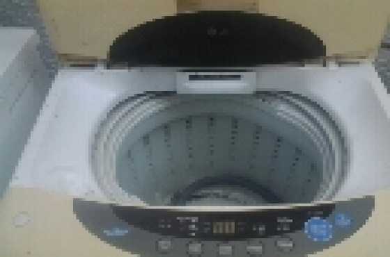 LG washing machine 7kg