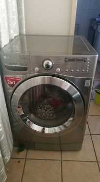 LG wasmasjien en tumble dryer