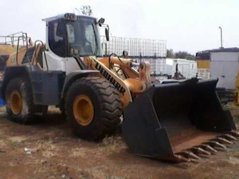 Liebherr 556 Front loader