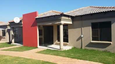 Life-style Village Complex Soshanguve Vv R 5500-00