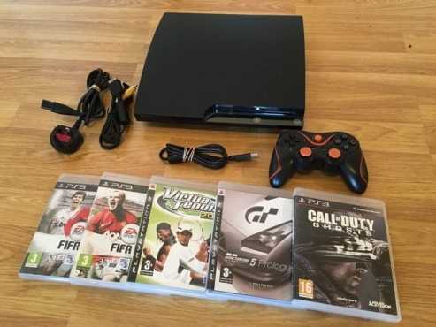 Like New Playstation 3, with 320gb hard drive, 4 Games amp 2 wireless Controllers...