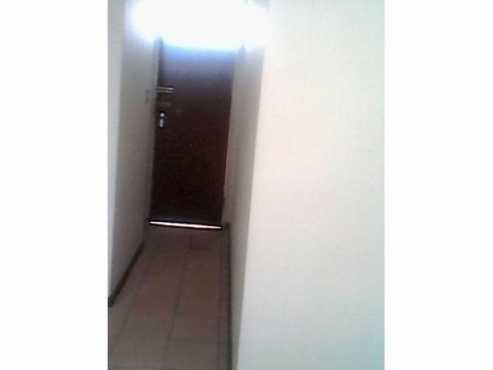 LINDEN 1bedroom, bathroom, kitchen, lounge, Rental R4700