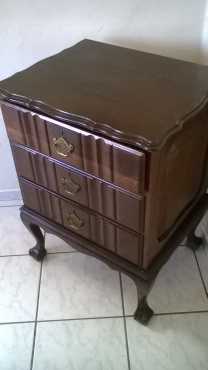 linenfold cutlery 3 drawers chest of drawers