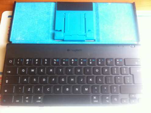 Logitech Tablet Keyboard (Keyboard-and-Stand Combo) for iPad, iPad 2, iPad (3rd4th generation), and