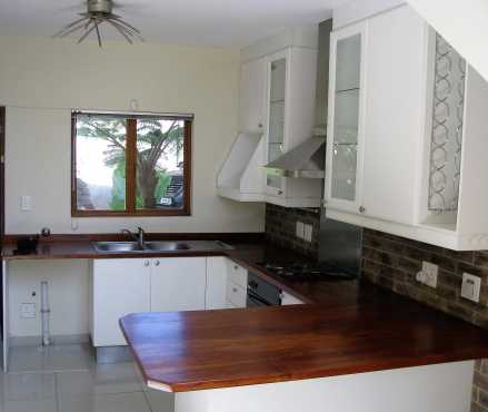 Lonehill - Upmarket and secure 2 bedroom 2 bathroom townhouse