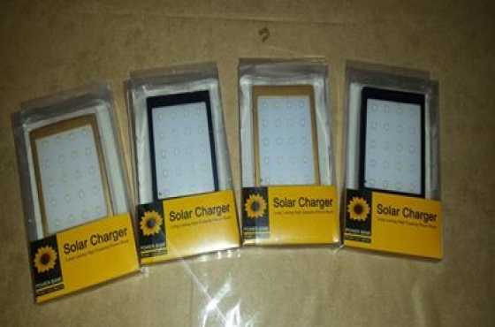 Long lasting high capacity Solar charger power bank