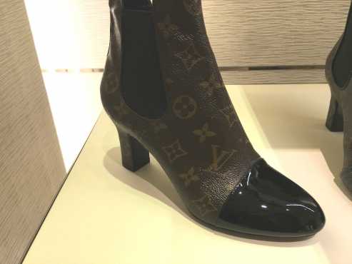 LOUIS VUITTON REVIVAL ANKLE BOOT Rare Limited Quantity