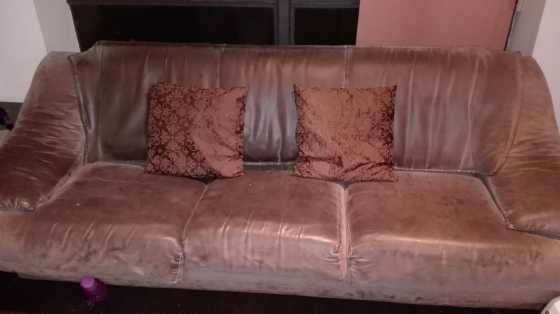 lounge suite - couches for sale