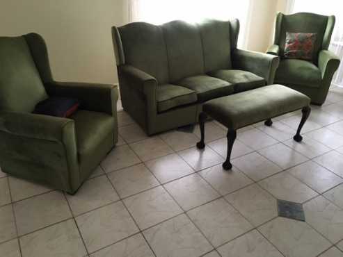 Lounge Suite for sale