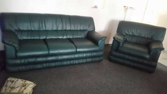 Lounge suite  - Green - 3 seat couch,2 seat couch,1 seat chair