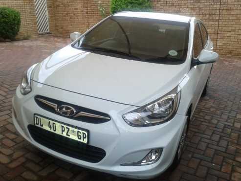 LOW MILEAGE 2015 Hyundai Accent Sedan 1.6 GLSFluid
