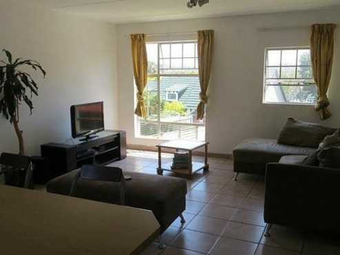 LYNDHURST 1Bedroomed townhouse to let for R3600 excl wampl