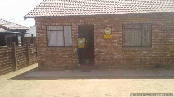 mabopane section  m  for sale