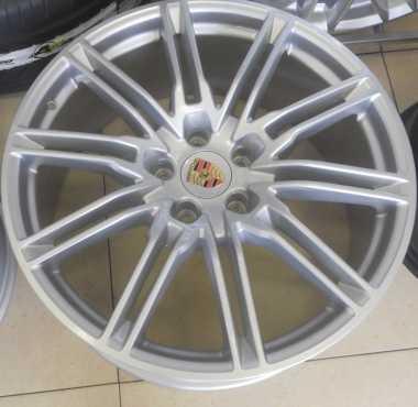 MAGS amp TYRES - 22quot PORSCHE CAYENNE MAGS amp TYRES