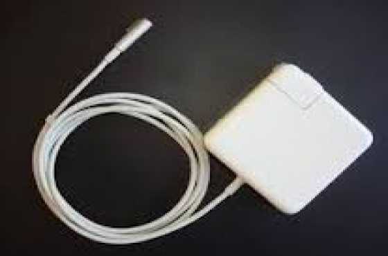 Magsafe(1)adapter for macbook pro,85W,60wamp45w,sealed in the box.R550