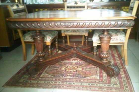 Mahogany eetkamerstel (4 stoele) te koop