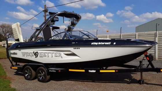 Malibu Wake-Setter (22ft)