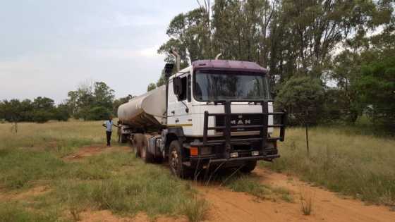 MAN 26-502 Truck Tractor