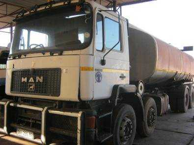 MAN 35-402 8x4 Water tanker