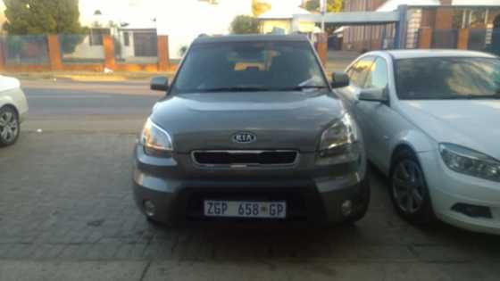 Manager Special Kia Soul 2010 1.6 in good condition for R70,000.00