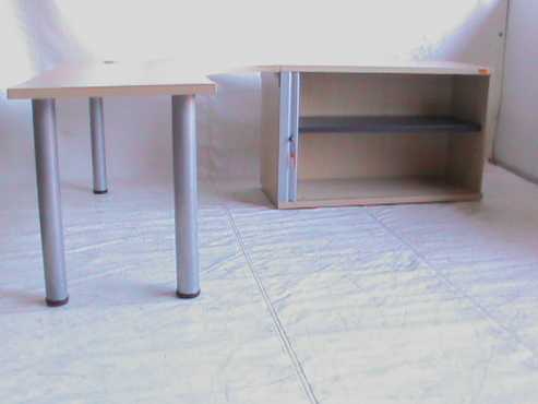 Maple L Shape desk