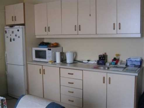 Maraisburg 1bed, bathroom, kitchen, lounge, Rental R4000