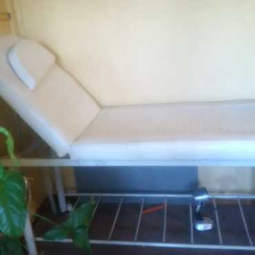 massage bed