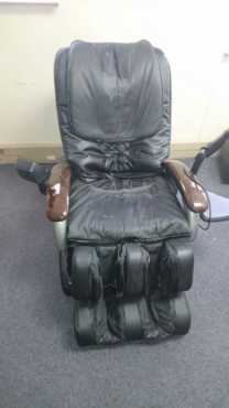 Massage chair R3,000