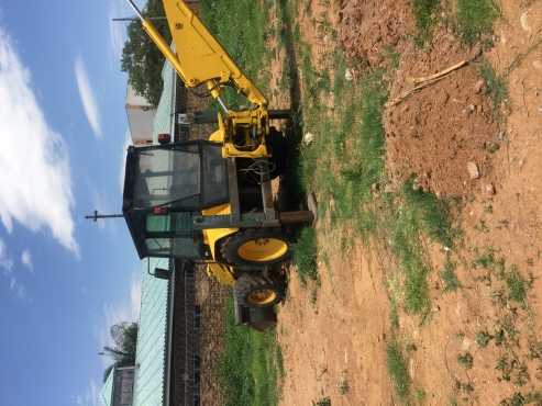 Massey ferguson tlb 2001 models 44 MF 860