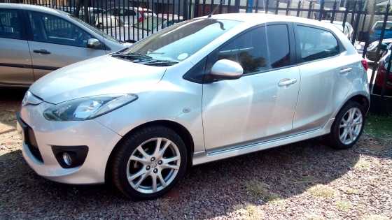 Mazda 2