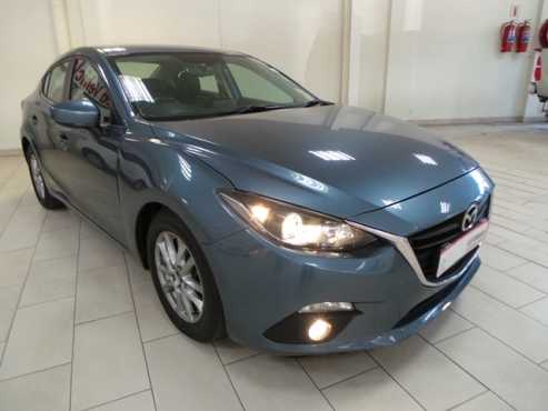 Mazda 3  1.6 Dynamic 2015