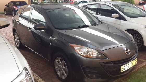 Mazda 3,  1.6 Sport Active,  2011 Excellent condition